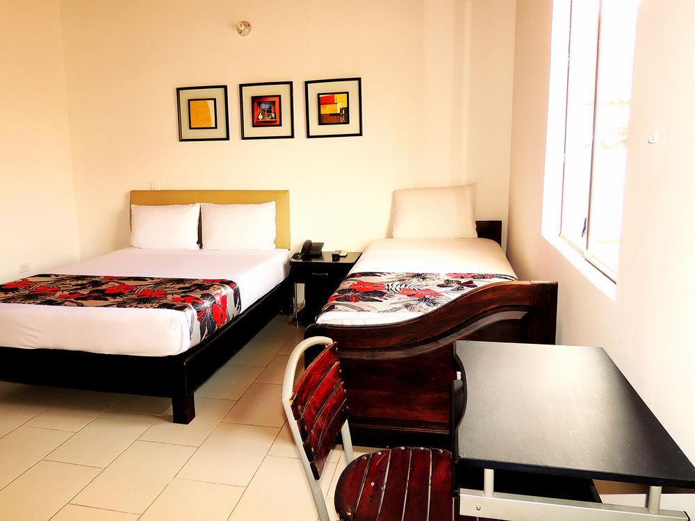 קוקוטה Hotel Quinta Avenida מראה חיצוני תמונה