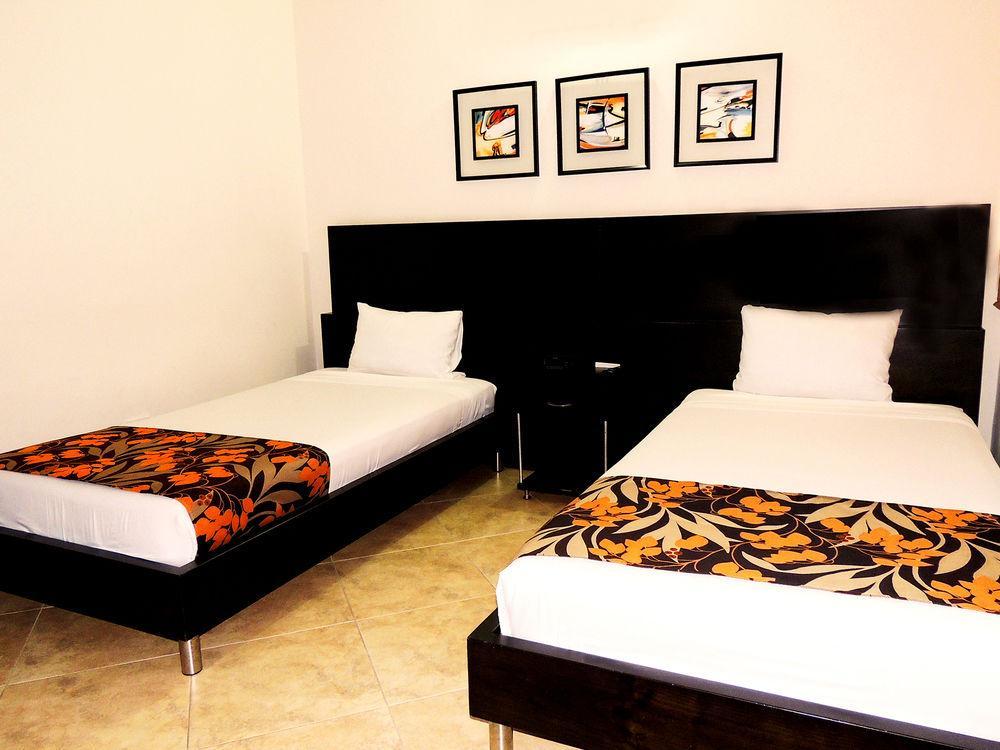 קוקוטה Hotel Quinta Avenida מראה חיצוני תמונה